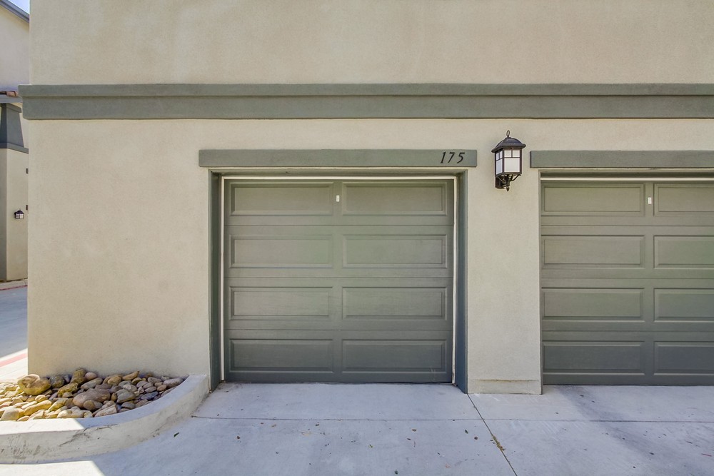 Virtual tour photo 23 of 24 for 16935 Laurel Hill Ln