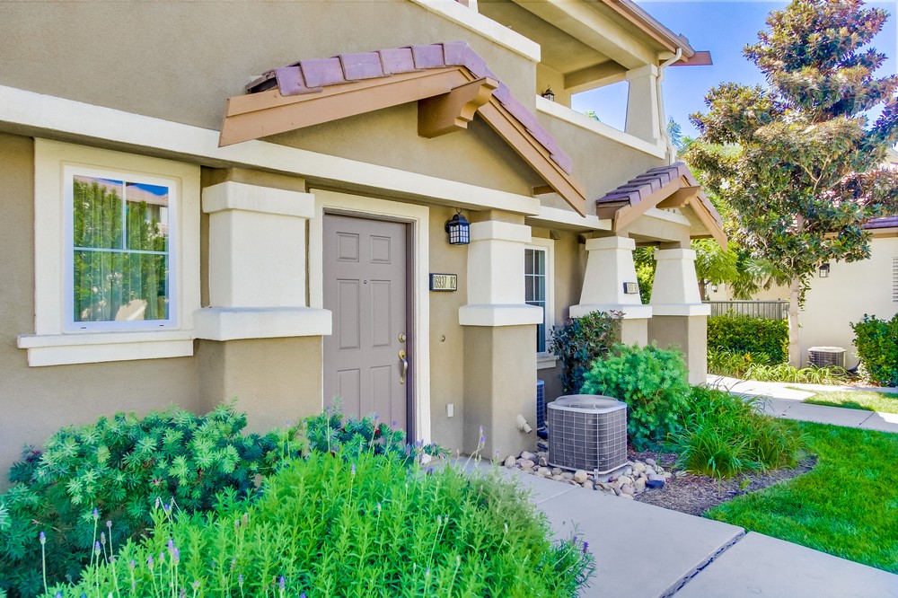 Virtual tour photo 6 of 52 for 16937 Hutchins Landing #82