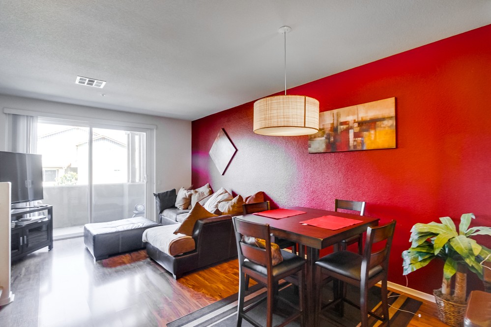 Virtual tour photo 12 of 52 for 16937 Hutchins Landing #82