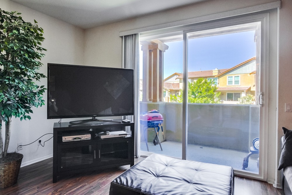Virtual tour photo 15 of 52 for 16937 Hutchins Landing #82