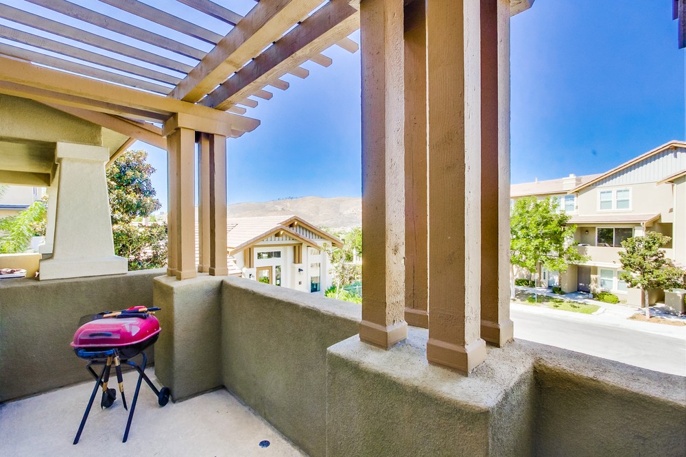 Virtual tour photo 17 of 52 for 16937 Hutchins Landing #82