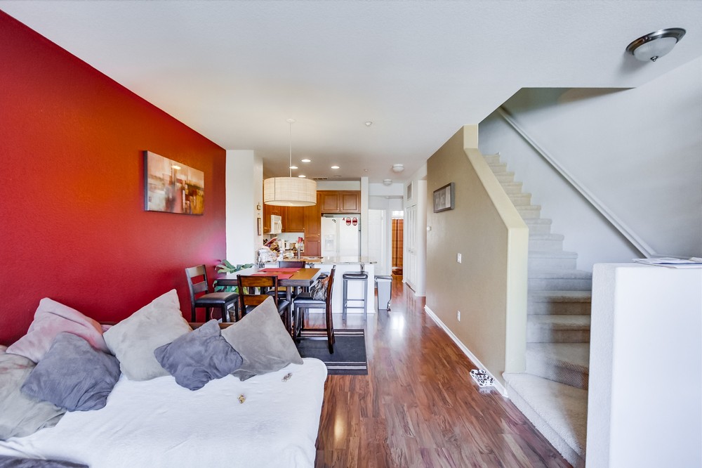 Virtual tour photo 20 of 52 for 16937 Hutchins Landing #82