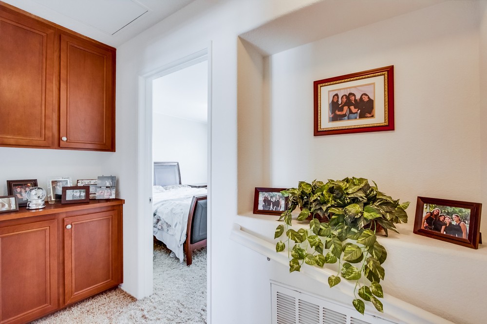 Virtual tour photo 29 of 52 for 16937 Hutchins Landing #82