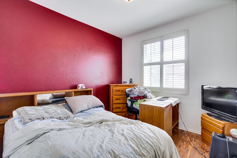 Virtual tour photo 42 of 52 for 16937 Hutchins Landing #82