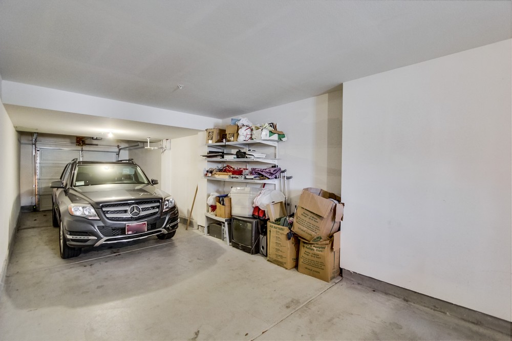 Virtual tour photo 48 of 52 for 16937 Hutchins Landing #82