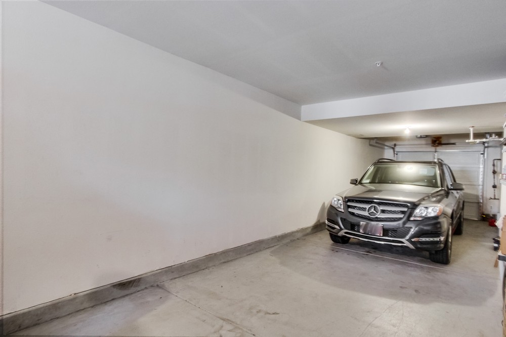 Virtual tour photo 49 of 52 for 16937 Hutchins Landing #82