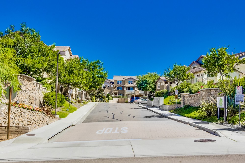 Virtual tour photo 53 of 52 for 16937 Hutchins Landing #82