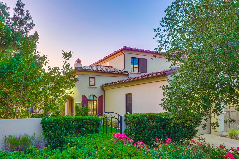 Virtual tour photo 3 of 63 for 16938 Blue Shadows Ln