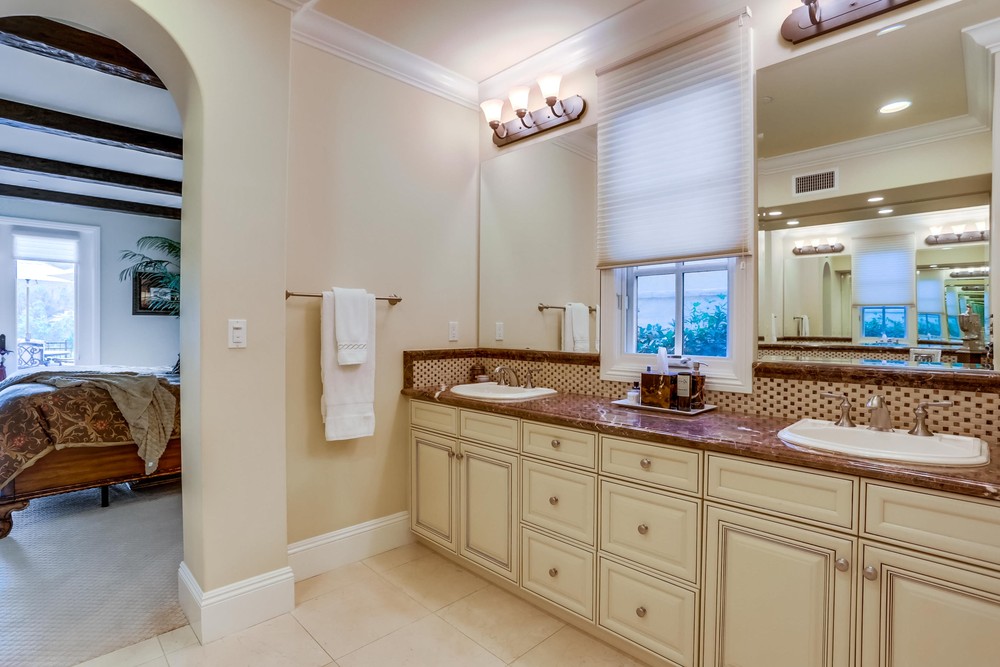 Virtual tour photo 27 of 63 for 16938 Blue Shadows Ln