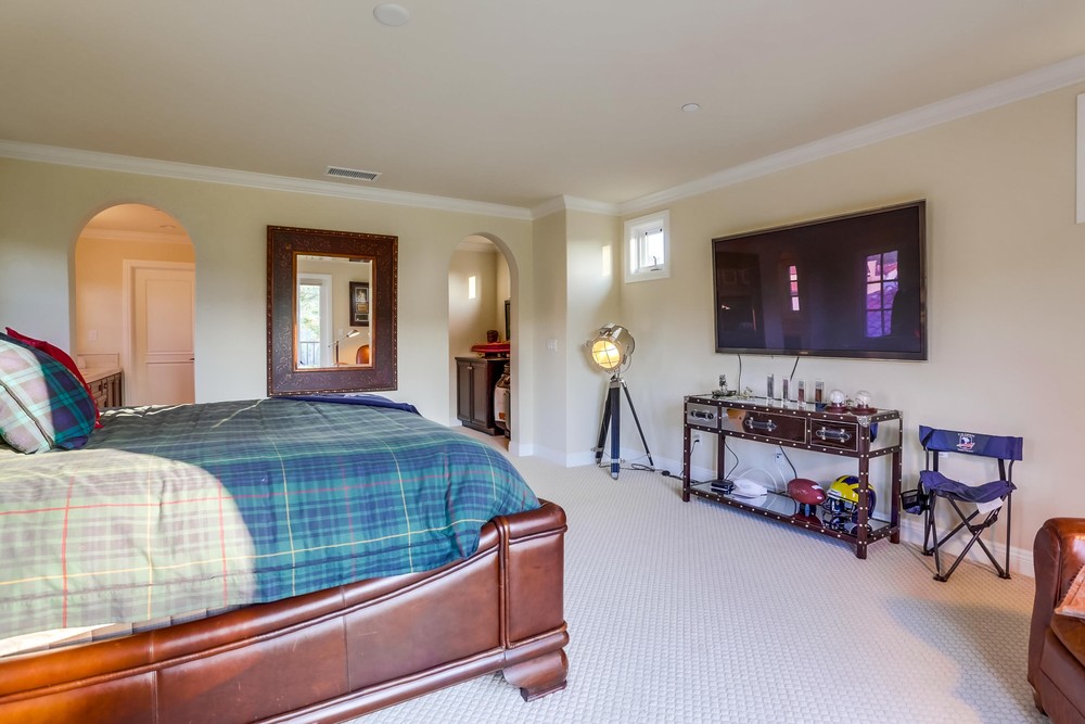 Virtual tour photo 42 of 63 for 16938 Blue Shadows Ln