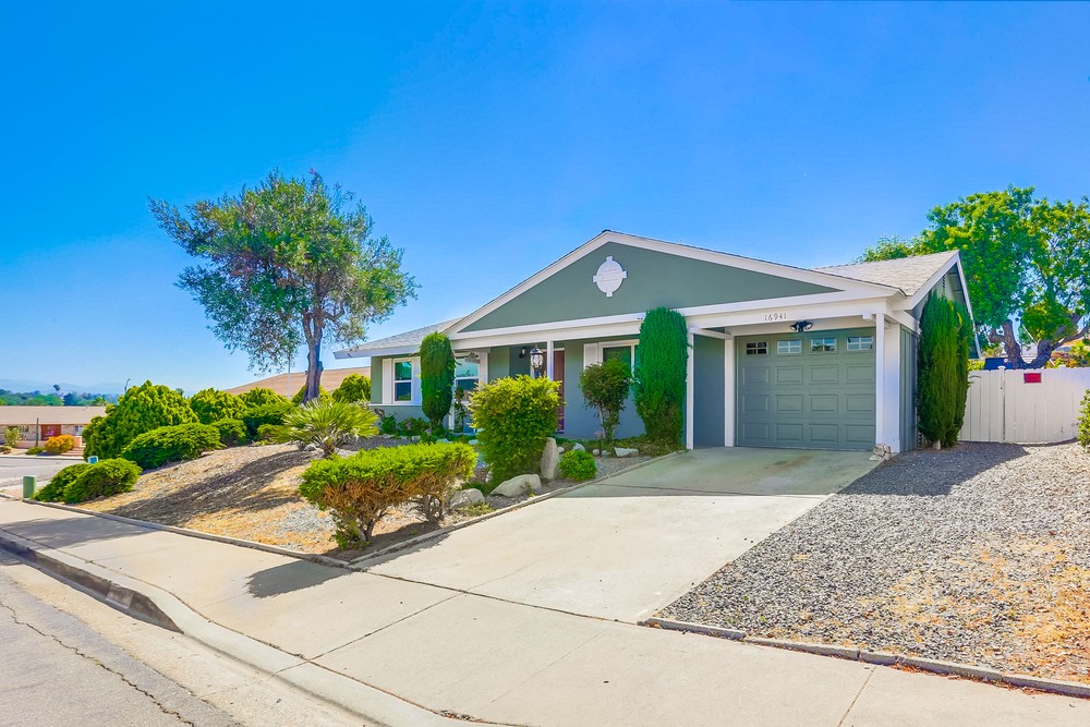 Virtual tour photo 4 of 50 for 16941 Bellota Dr