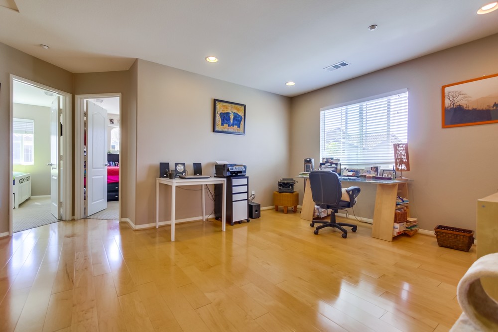 Virtual tour photo 26 of 50 for 16963 New Rochelle Way #55