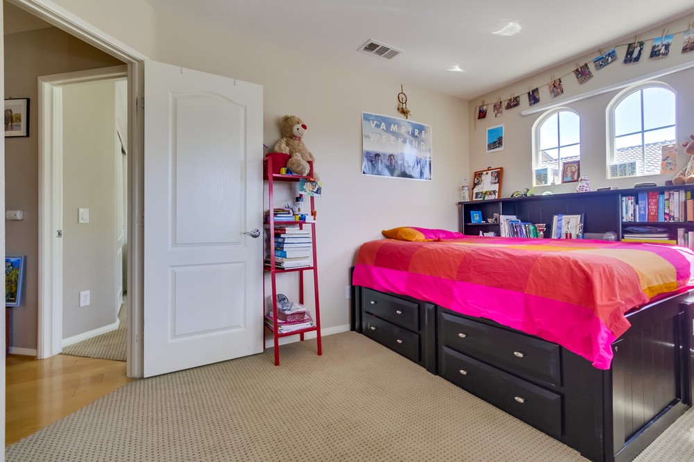 Virtual tour photo 37 of 50 for 16963 New Rochelle Way #55