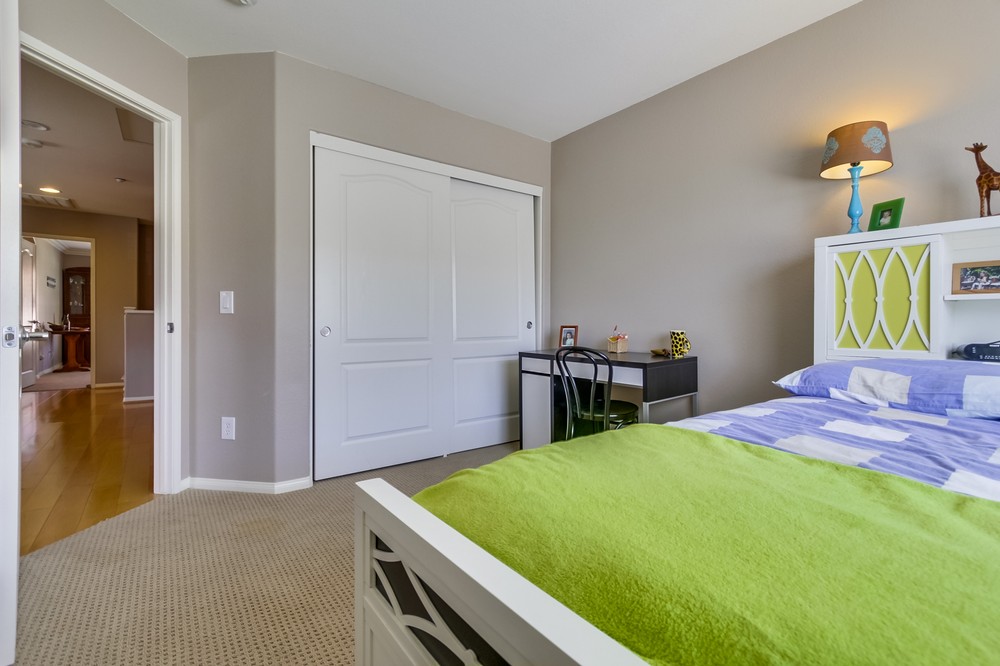 Virtual tour photo 42 of 50 for 16963 New Rochelle Way #55