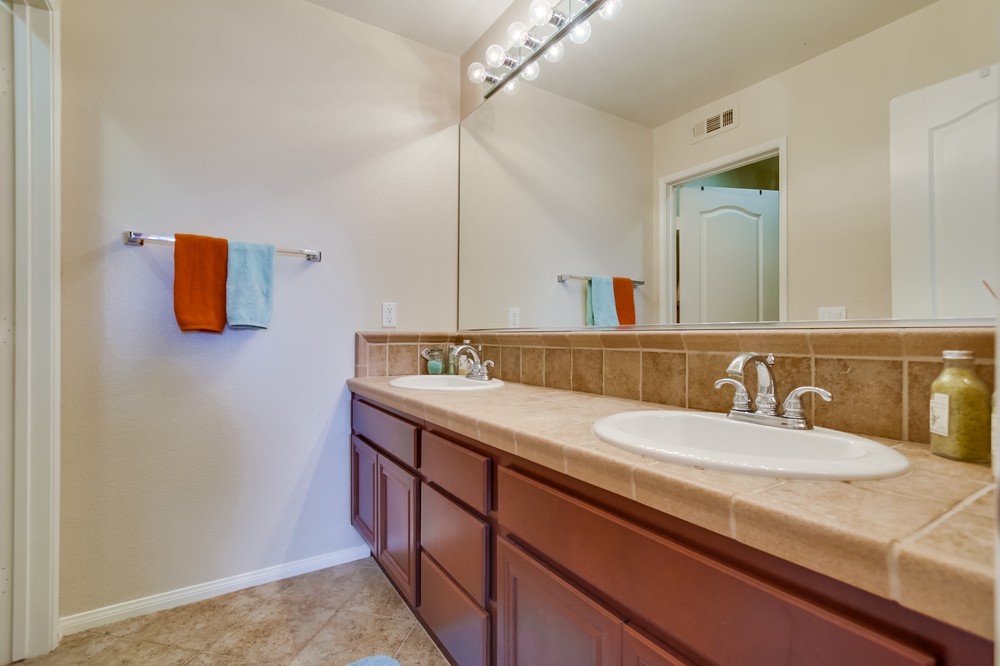 Virtual tour photo 43 of 50 for 16963 New Rochelle Way #55