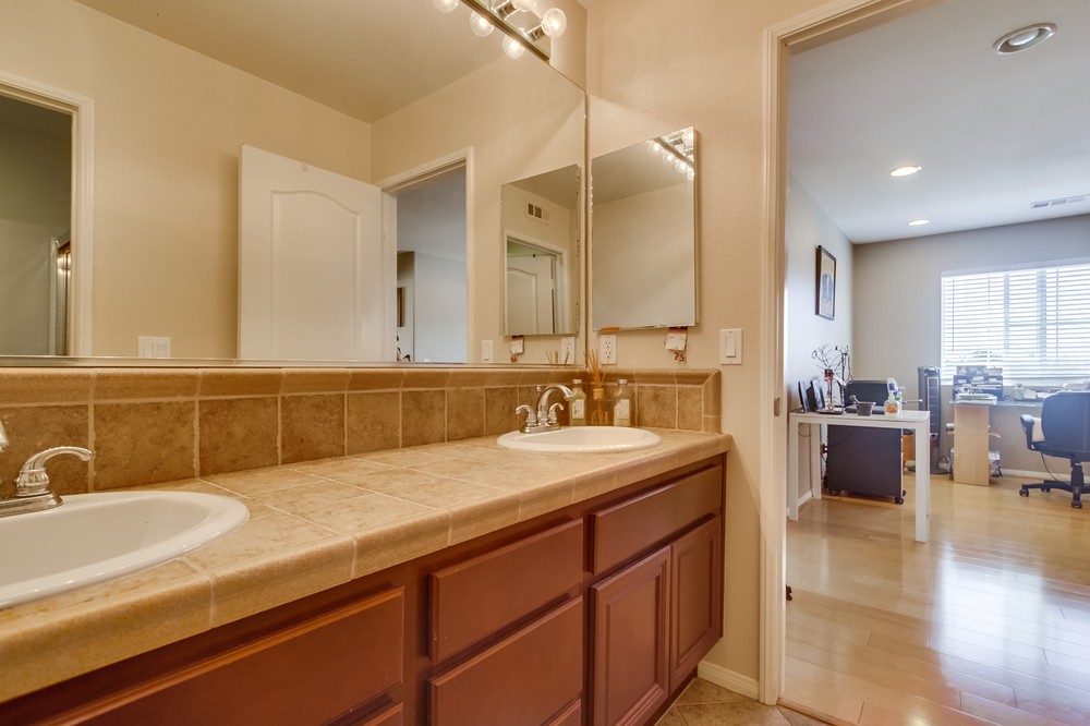 Virtual tour photo 45 of 50 for 16963 New Rochelle Way #55