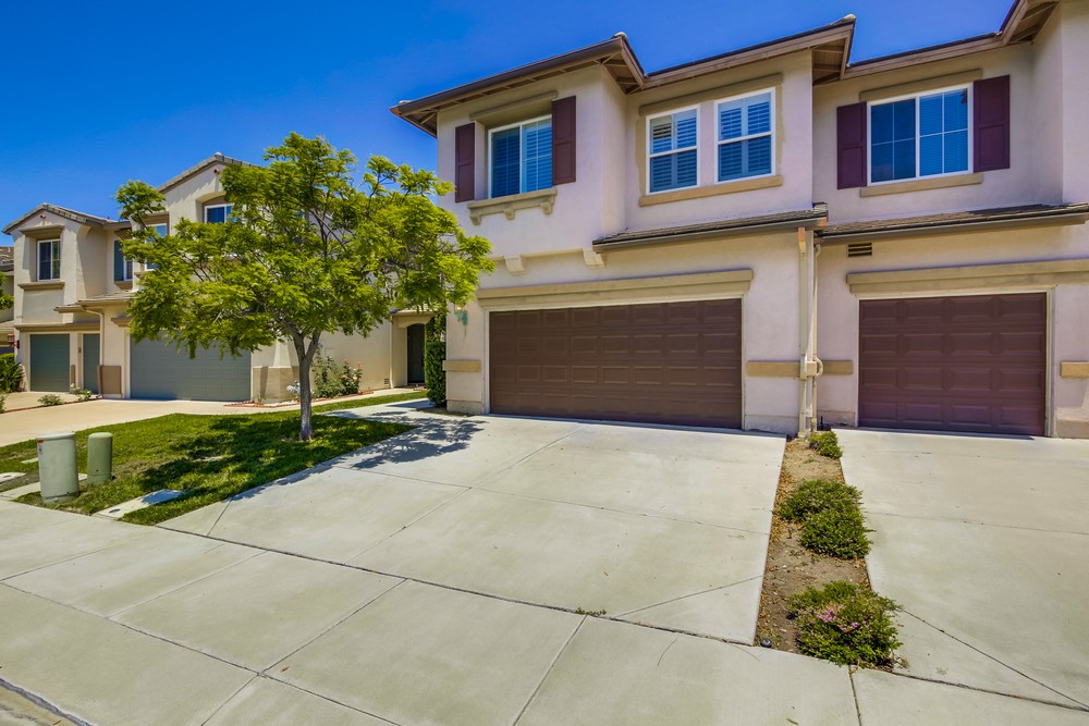 Virtual tour photo 3 of 52 for 16964 Abundante St