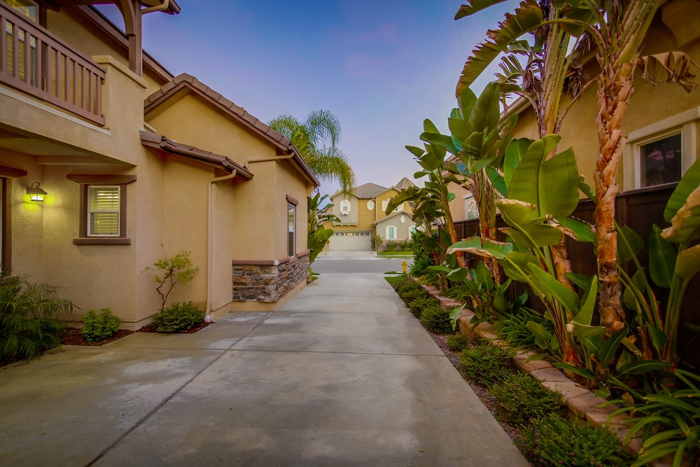Virtual tour photo 15 of 101 for 16966 Silver Crest Ln