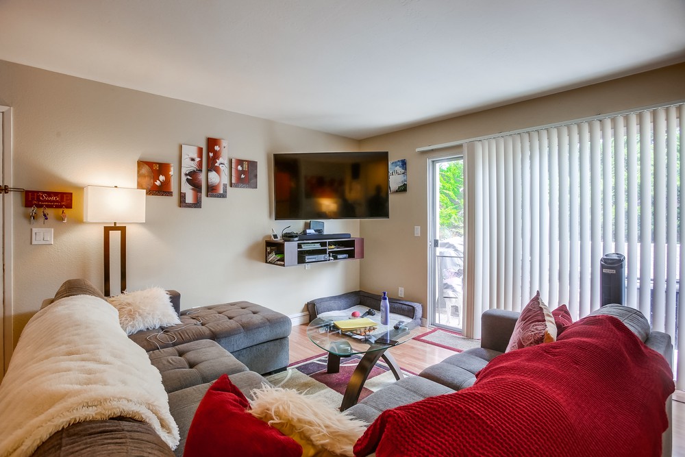 Virtual tour photo 5 of 31 for 16996 Caminito Santico