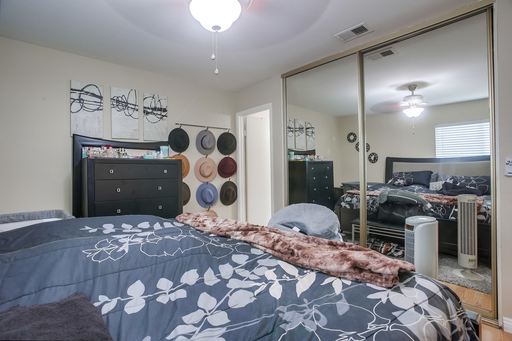 Virtual tour photo 13 of 31 for 16996 Caminito Santico