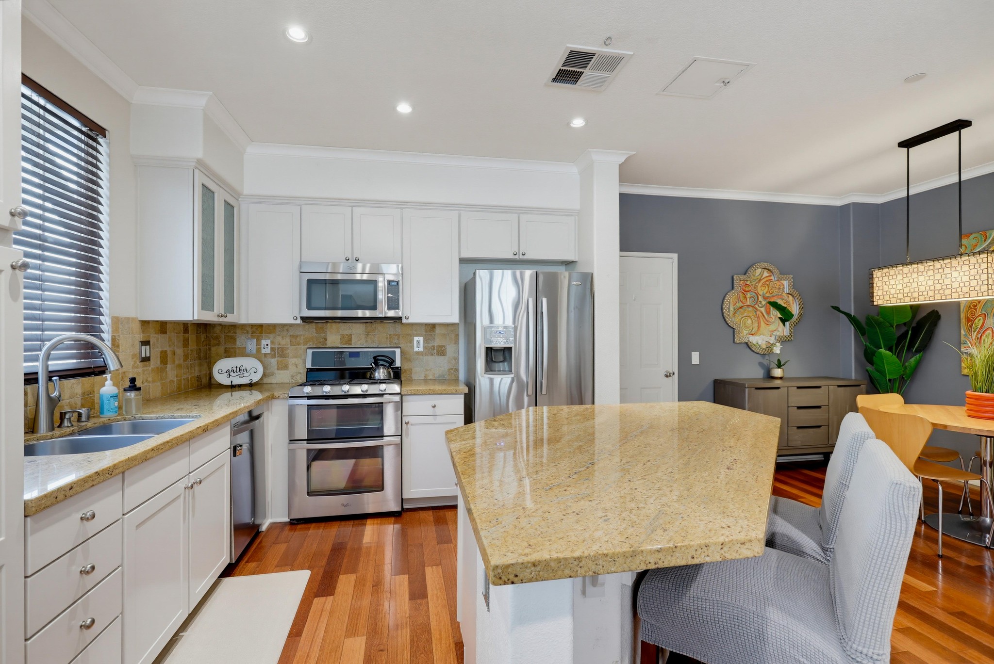 Virtual tour photo 17 of 82 for 17 Quartz Ln