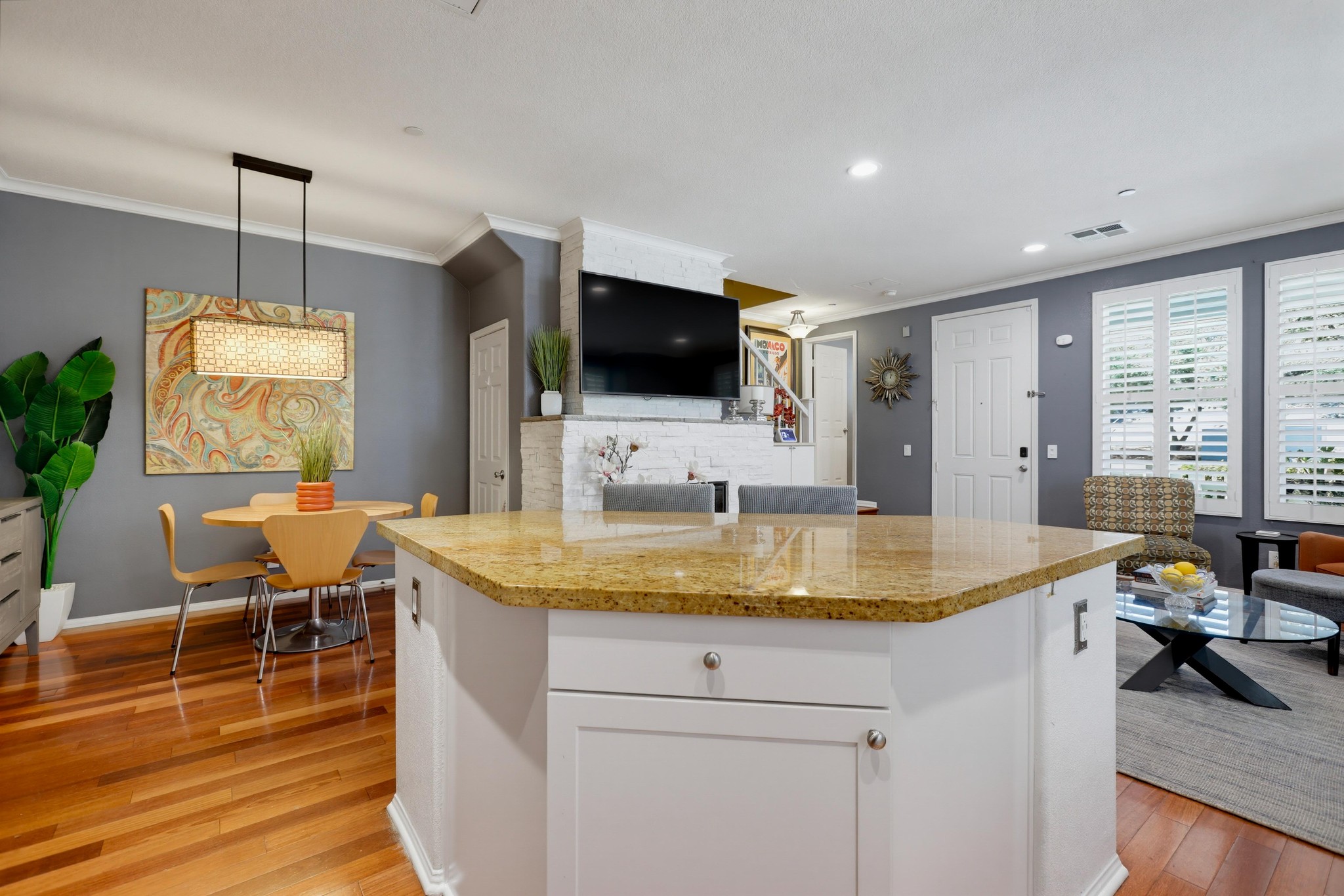 Virtual tour photo 23 of 82 for 17 Quartz Ln