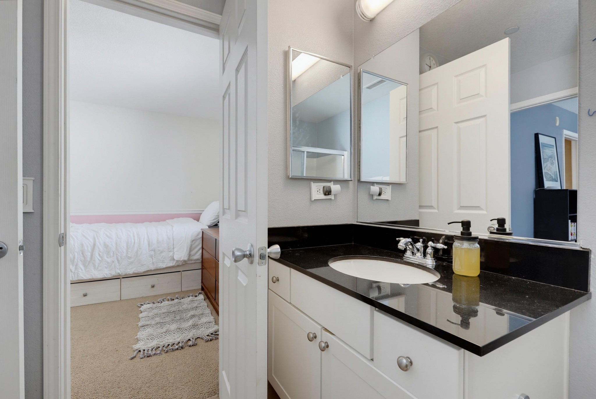 Virtual tour photo 51 of 82 for 17 Quartz Ln