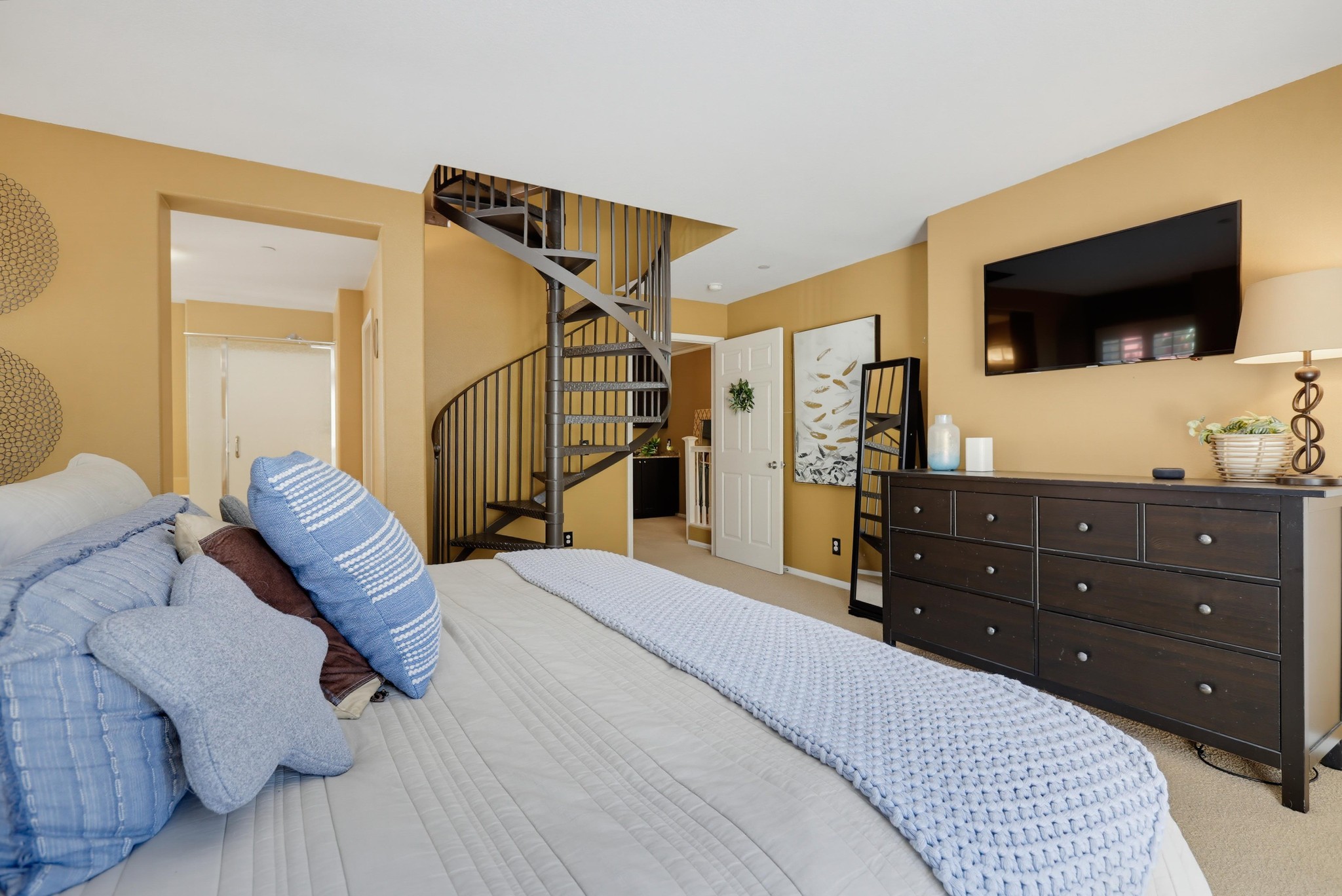 Virtual tour photo 35 of 82 for 17 Quartz Ln