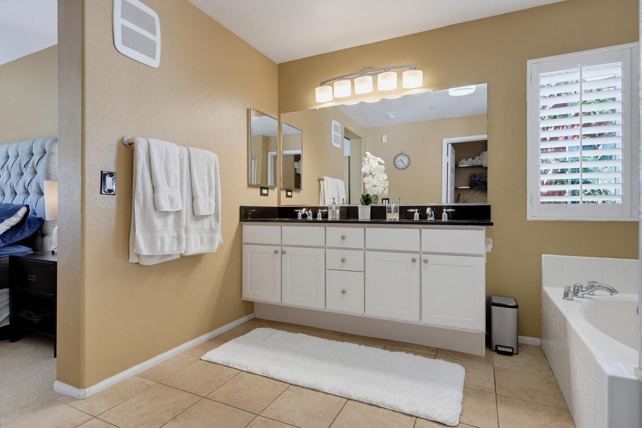 Virtual tour photo 37 of 82 for 17 Quartz Ln