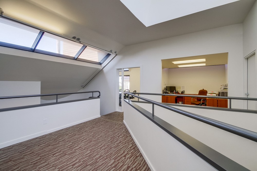 Virtual tour photo 10 of 15 for 170 Laurel St