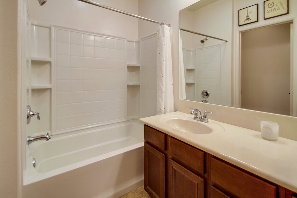 Virtual tour photo 31 of 35 for 17009 Avenida Visalia #11