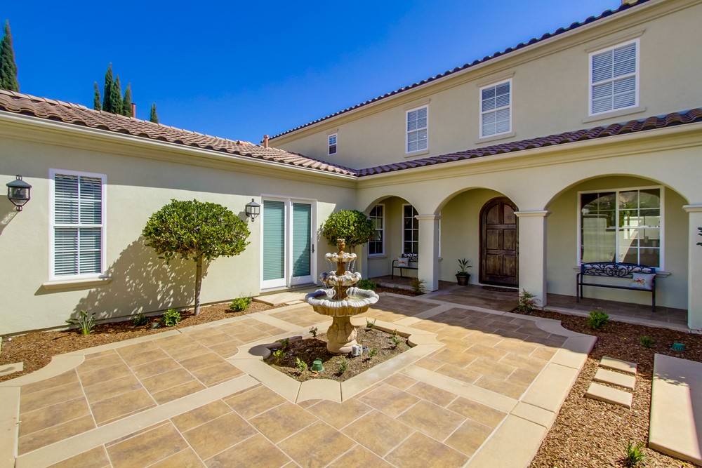 Virtual tour photo 10 of 90 for 17013 Castello Cir