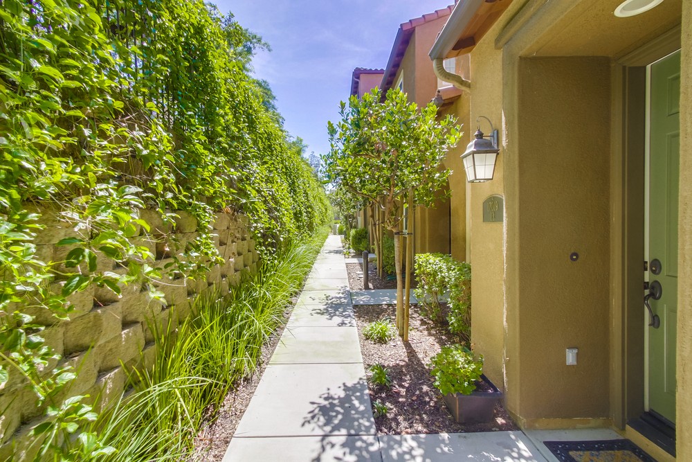 Virtual tour photo 5 of 26 for 17019 Camino Marcilla UNIT 13
