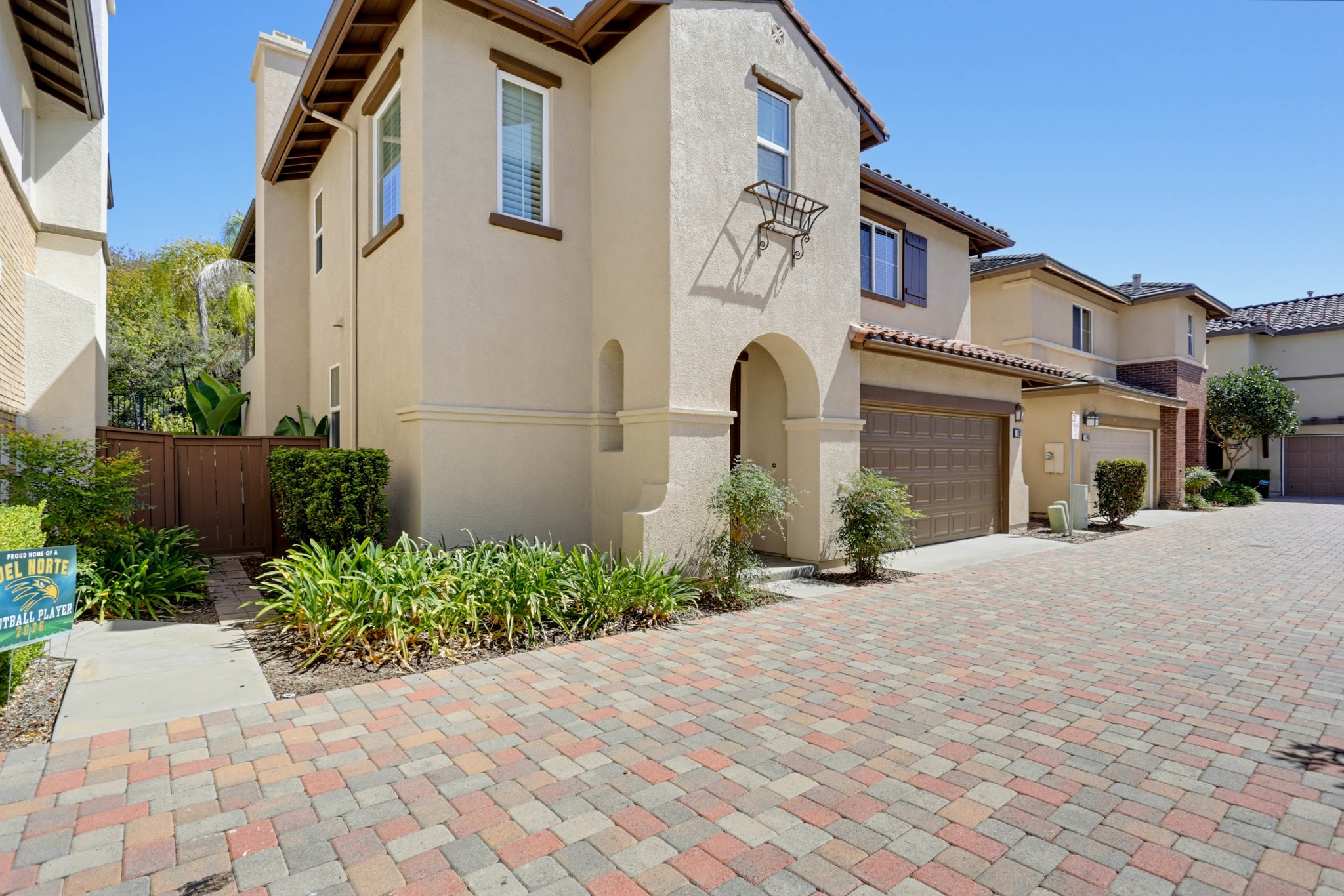Virtual tour photo 5 of 43 for 17027 New Rochelle Way