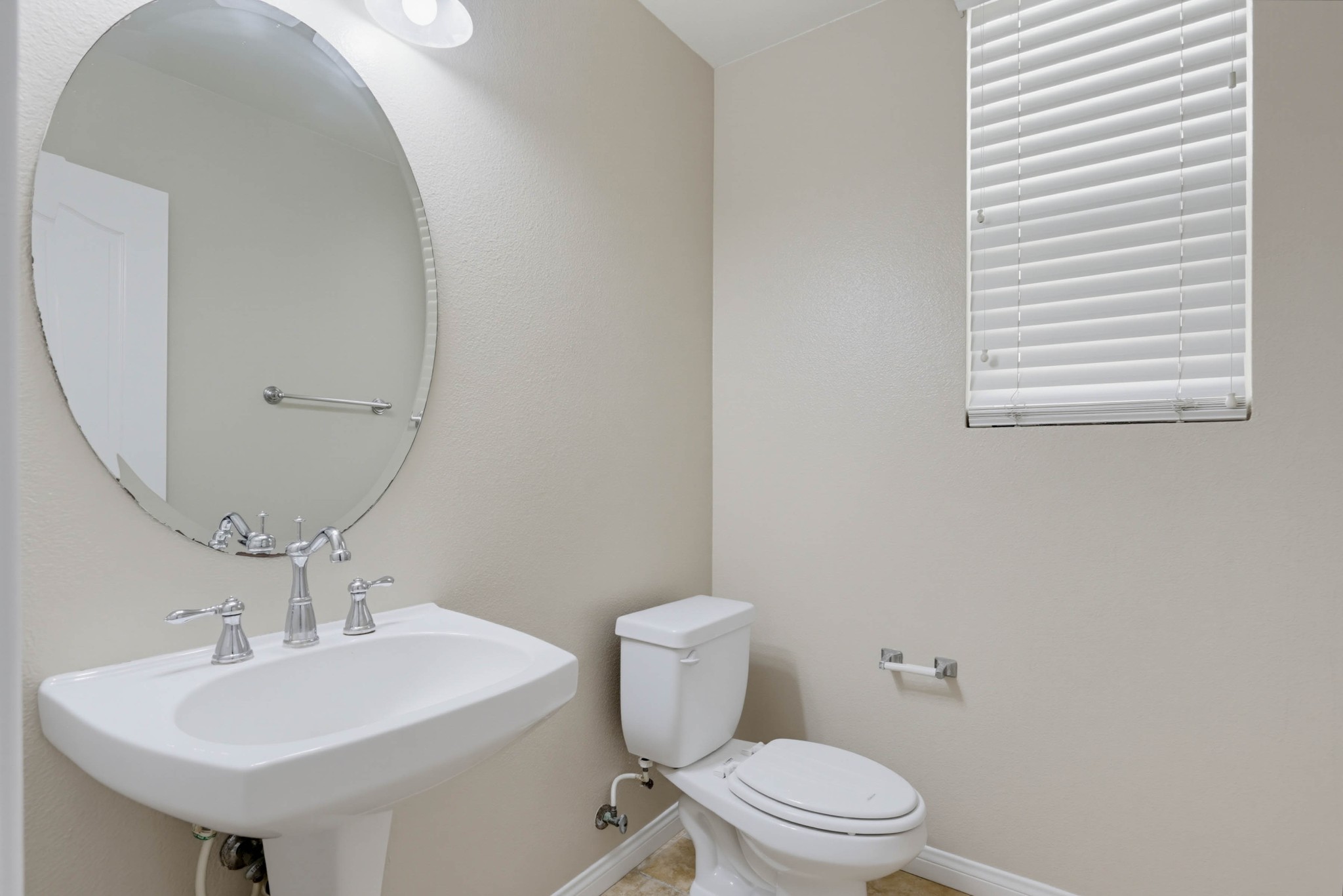 Virtual tour photo 9 of 43 for 17027 New Rochelle Way