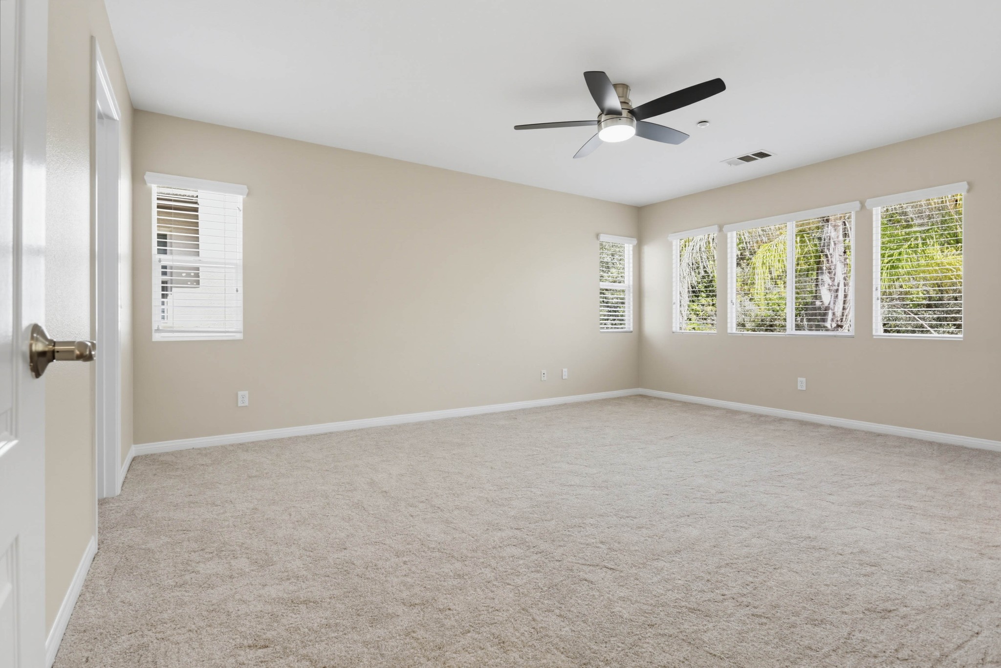 Virtual tour photo 24 of 43 for 17027 New Rochelle Way