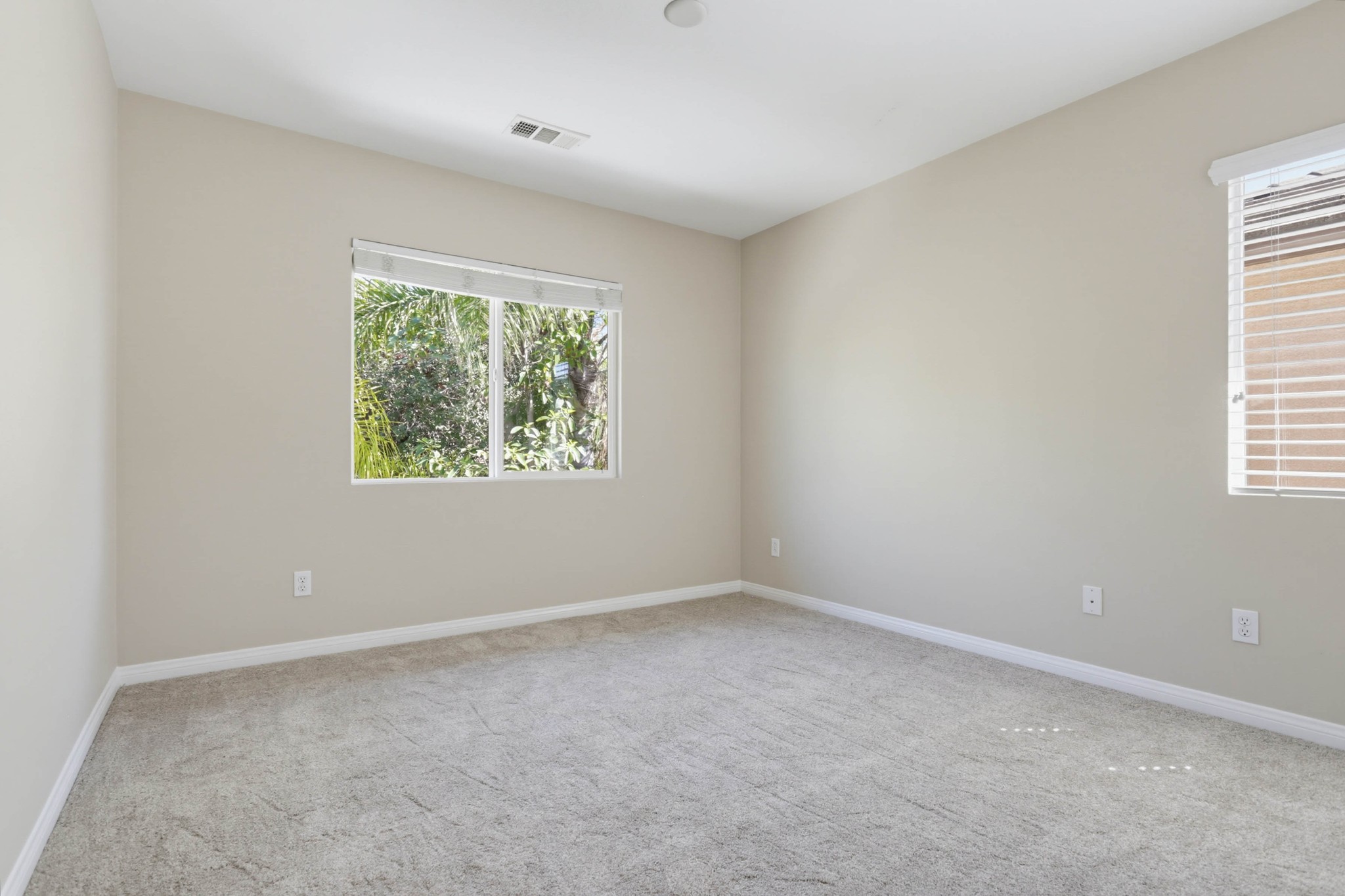 Virtual tour photo 31 of 43 for 17027 New Rochelle Way