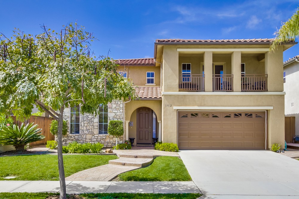 Virtual tour photo 1 of 51 for 17032 Silver Pine Rd