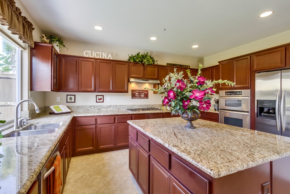 Virtual tour photo 17 of 51 for 17032 Silver Pine Rd