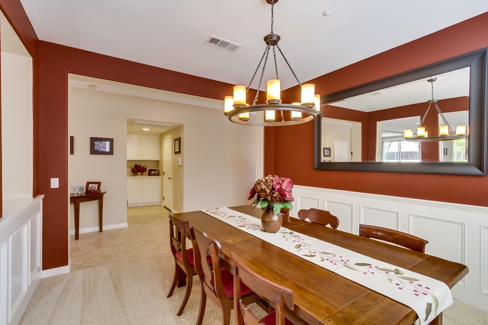 Virtual tour photo 22 of 51 for 17032 Silver Pine Rd