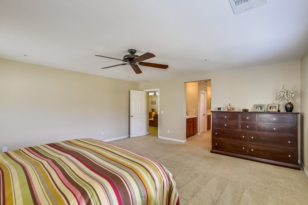 Virtual tour photo 31 of 51 for 17032 Silver Pine Rd