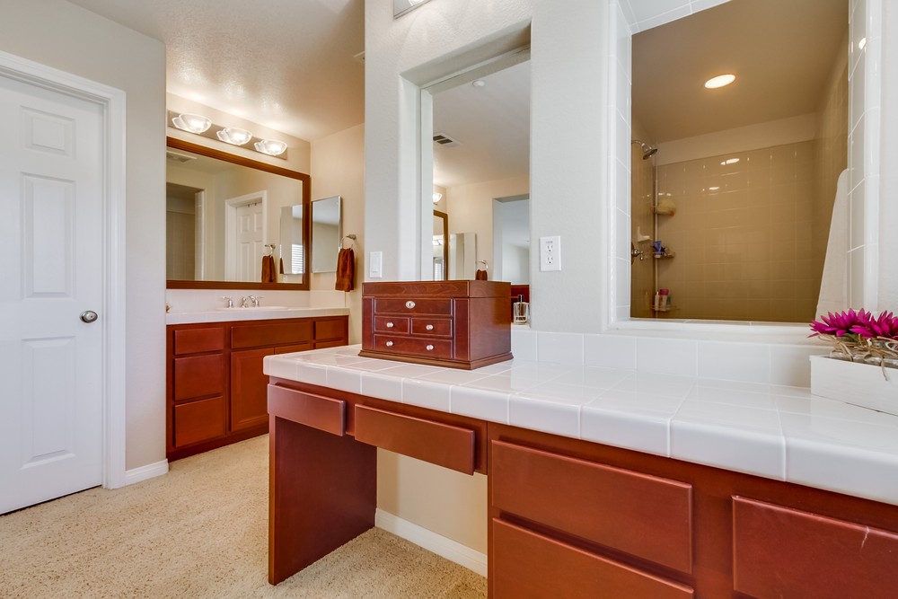 Virtual tour photo 34 of 51 for 17032 Silver Pine Rd