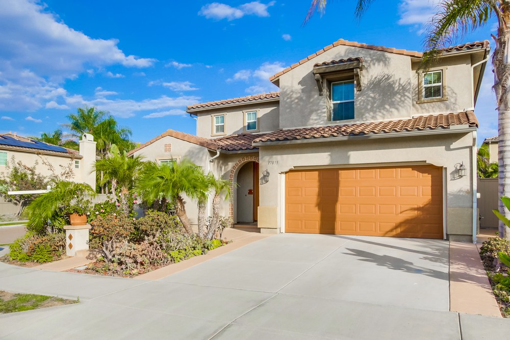 Virtual tour photo 5 of 67 for 17033 Silver Crest Dr