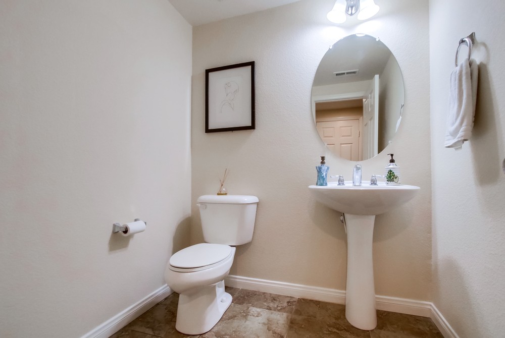 Virtual tour photo 24 of 67 for 17033 Silver Crest Dr