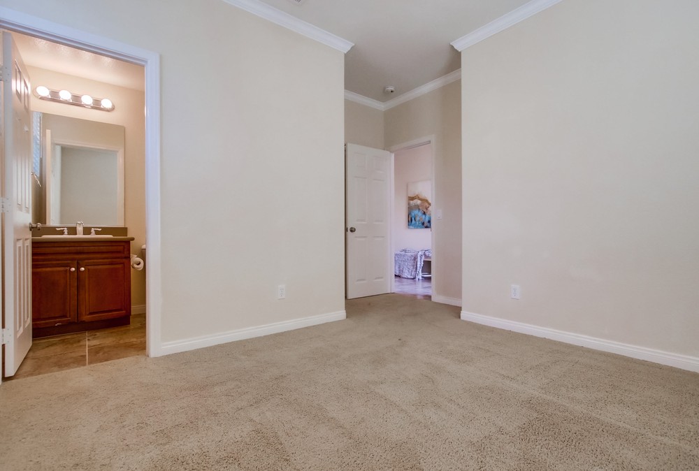 Virtual tour photo 26 of 67 for 17033 Silver Crest Dr