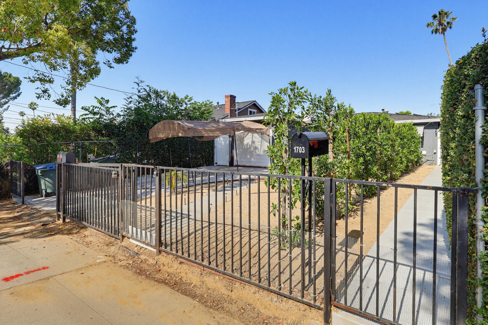 Virtual tour photo 1 of 25 for 1705 N Madison Ave