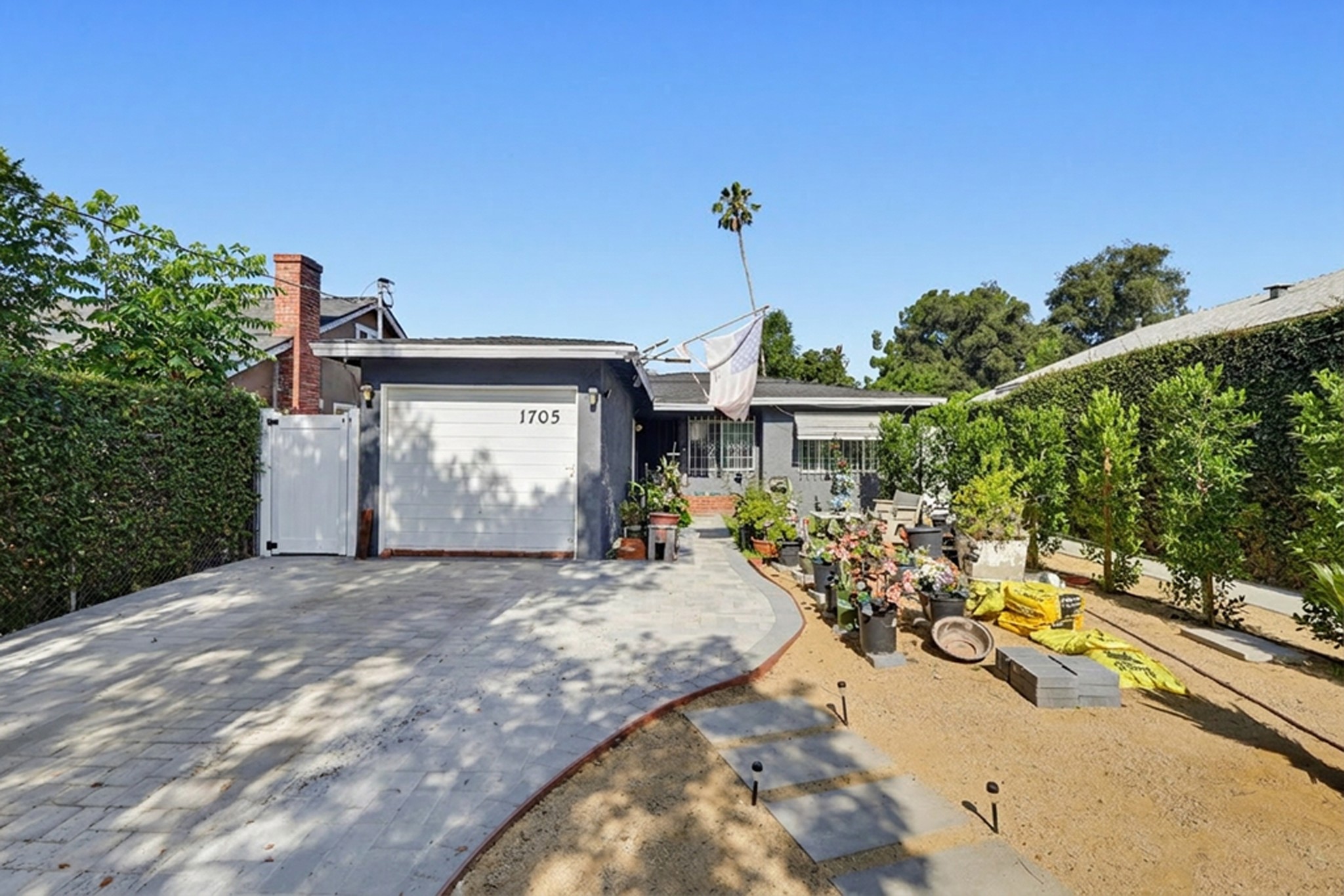 Virtual tour photo 6 of 25 for 1705 N Madison Ave