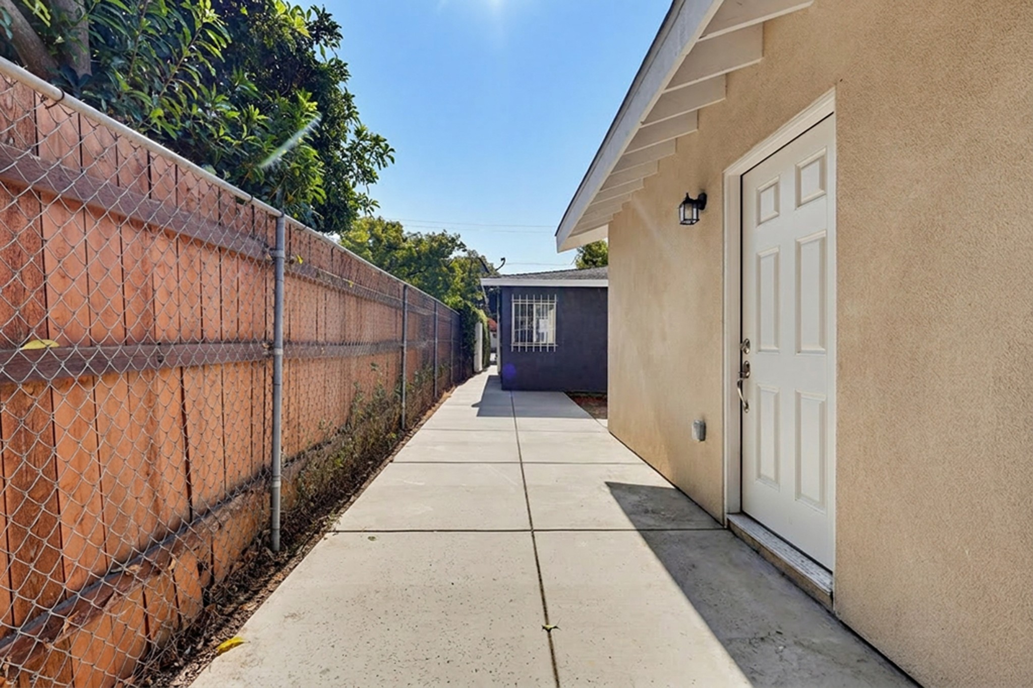 Virtual tour photo 18 of 25 for 1705 N Madison Ave