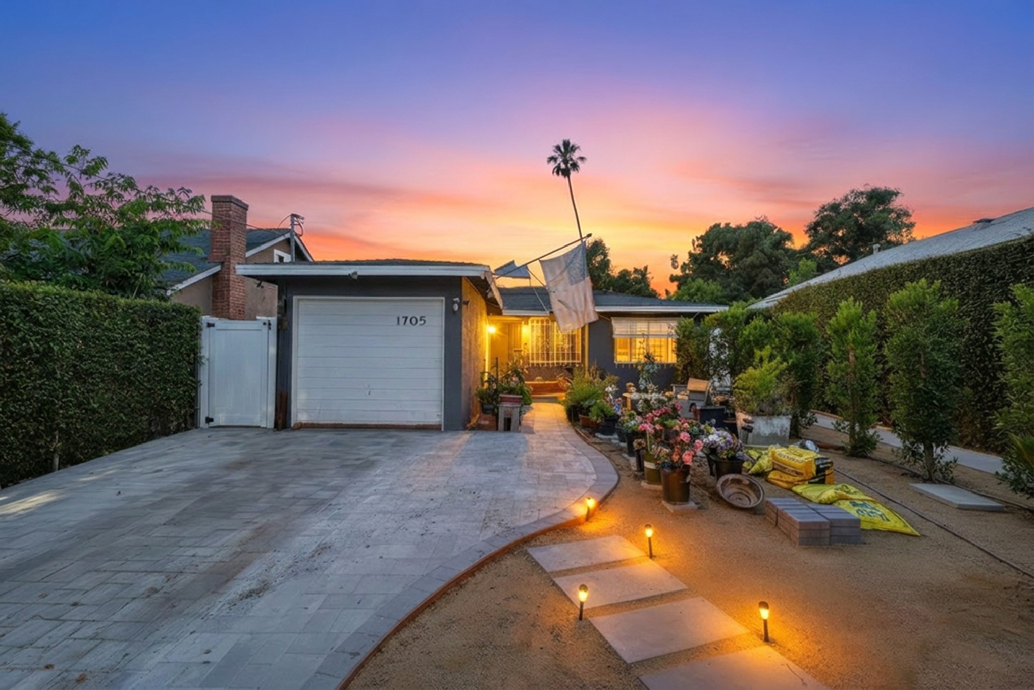 Virtual tour photo 25 of 25 for 1705 N Madison Ave