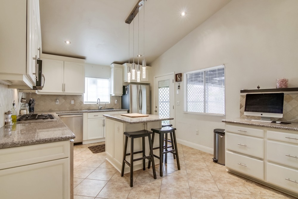 Virtual tour photo 11 of 44 for 1705 Rodear Rd